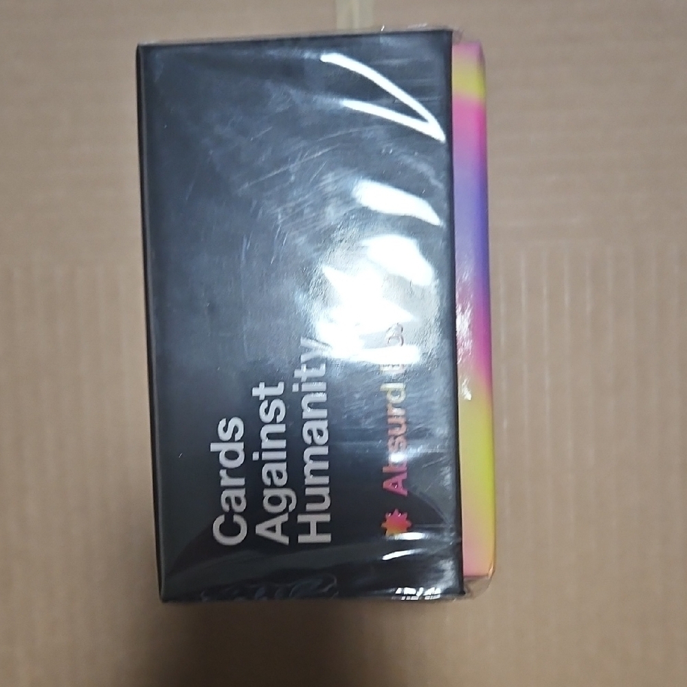 Cards Against Humanity Multicolor Absurd Box - Picture 3 of 4